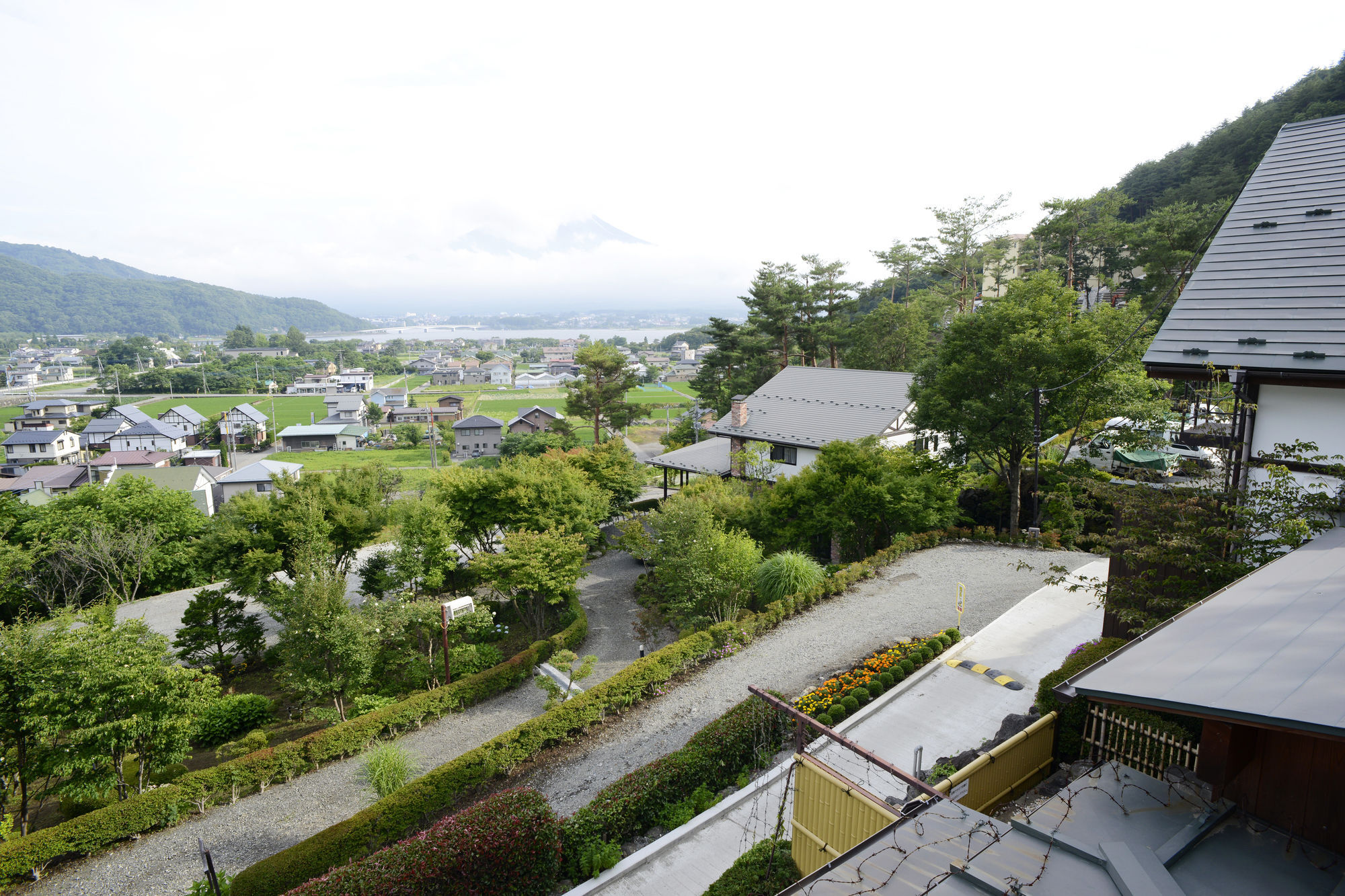 Kawaguchiko Country Cottage Ban Fujikawaguchiko Exteriör bild